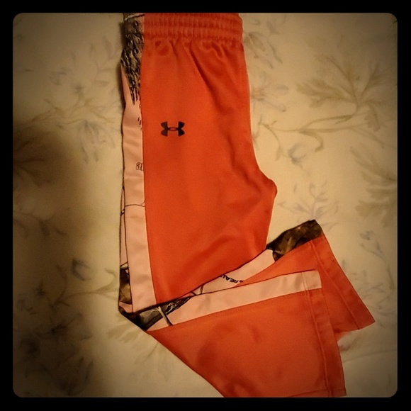 Under Armour Other - Under armour kids sweat pants